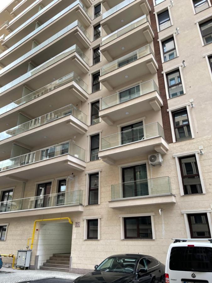 Moghioros Park Apartament *