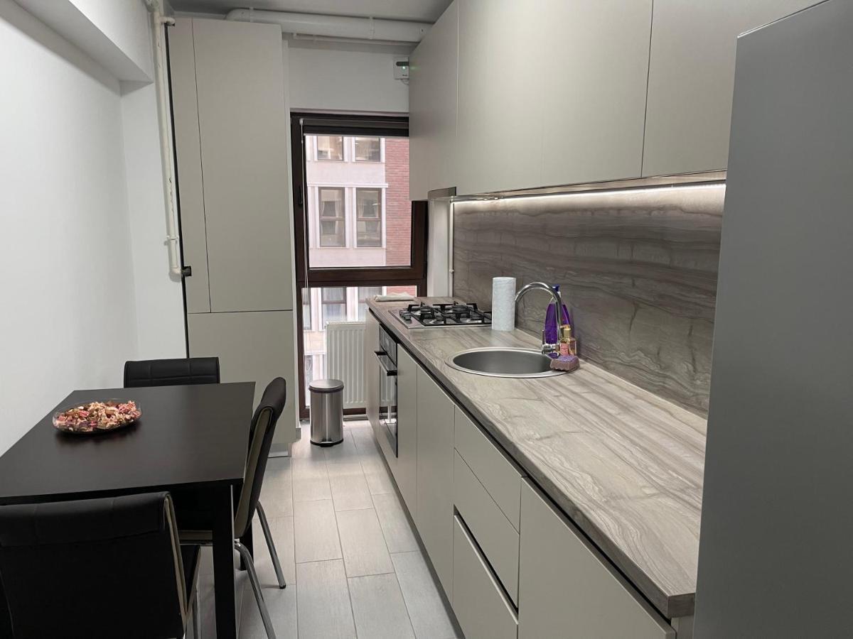 Moghioros Park Apartament Bucureşti